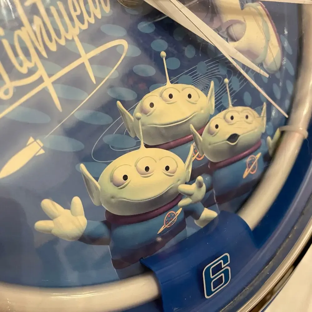 Toy Story Buzz Lightyear Wall Clock Alien Blue Works No Light Disney Pixar READ